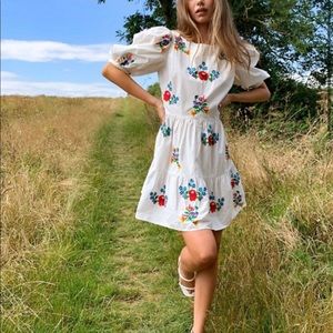 NWOT ASOS DESIGN embroidered mini smock dress